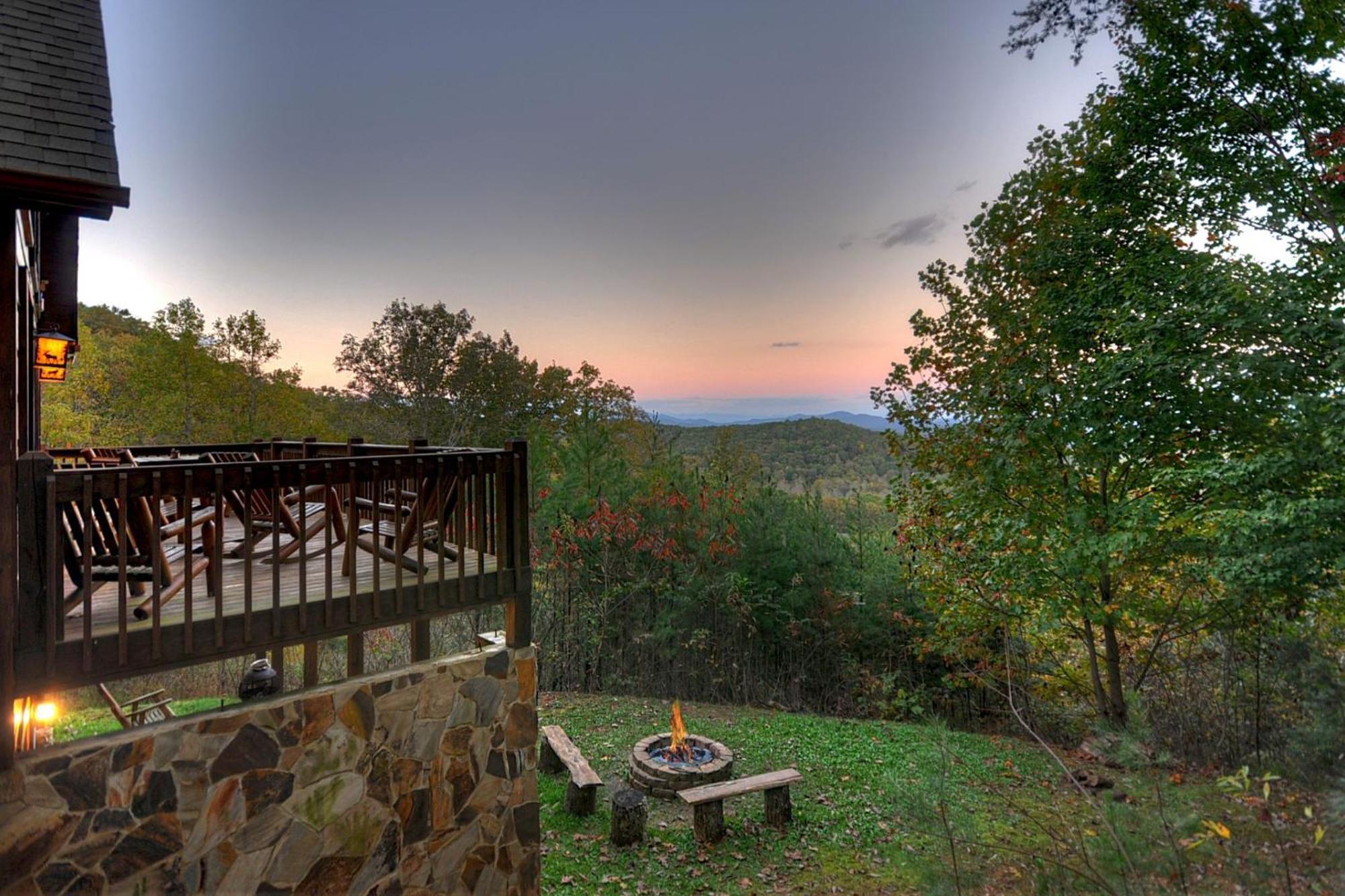 The View Sweeping Mountain Views Gas Fireplace Game Room Hot Tub Blue Ridge Esterno foto